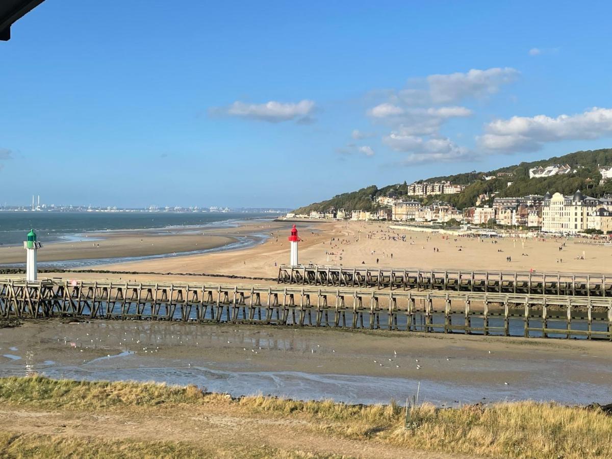Deauville Marina - Escapade Vue Mer Экстерьер фото